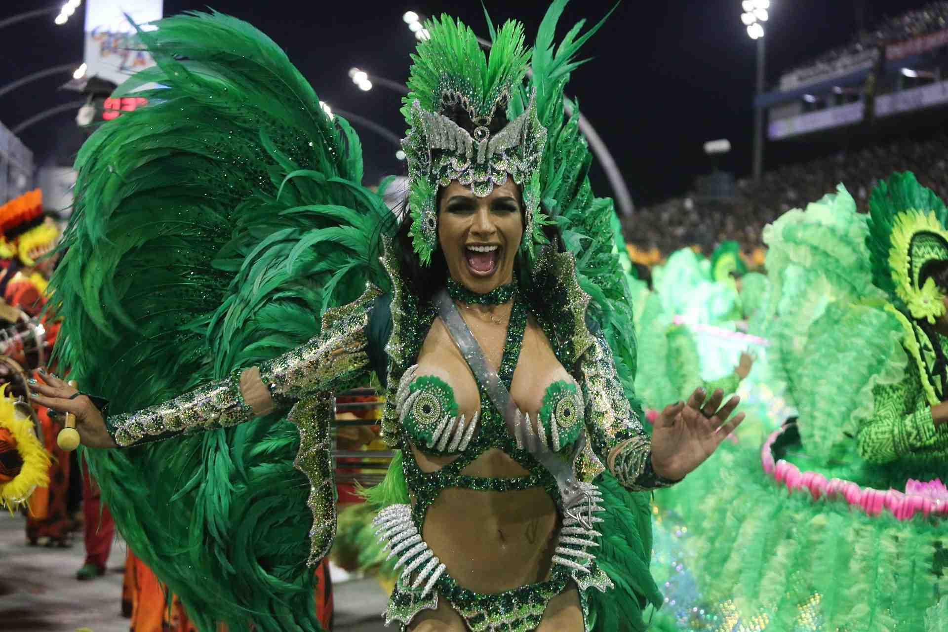 Hot Rio Girls